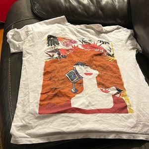White Zara tee with woman print
